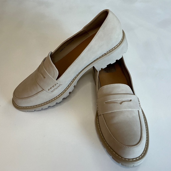 Dolce Vita Elias Flats Dune Suede women’s spring   Loafer shoe size 9 - Picture 1 of 6